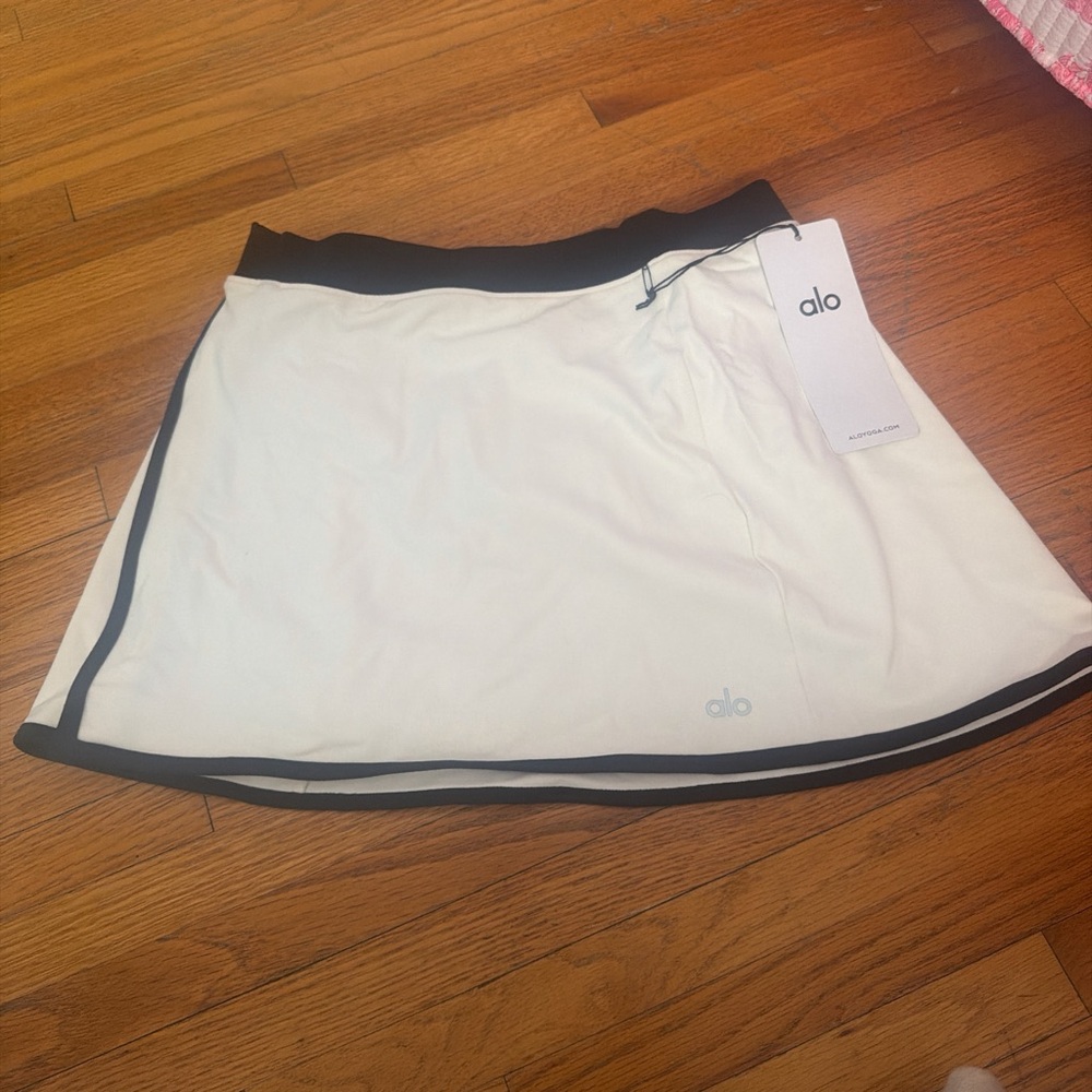 ALO Yoga White Mini Skirt with Black Trim